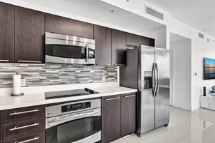 90 SW 3rd St, Miami, FL 33130 - Photo 30