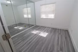 16531 NE 35th Ave, North Miami Beach, FL 33160 - Photo 10