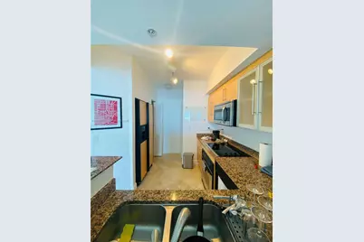 325 S Biscayne Blvd #2126, Miami, FL 33131 - Photo 4