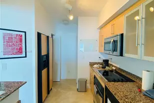 325 S Biscayne Blvd, Miami, FL 33131 - Photo 4