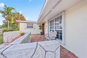 10330 SW 103rd Ct, Miami, FL 33176 - Photo 8