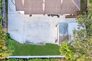 10330 SW 103rd Ct, Miami, FL 33176 - Photo 30