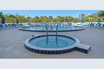 3731 N Country Club Dr #1427, Aventura, FL 33180 - Photo 48