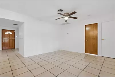 4512 SW 27th Ter, Dania Beach, FL 33312 - Photo 14