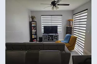 680 NW 159th Ave, Pembroke Pines, FL 33028 - Photo 14