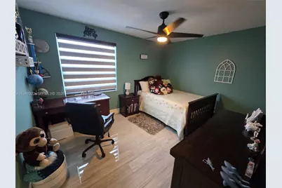 680 NW 159th Ave, Pembroke Pines, FL 33028 - Photo 24