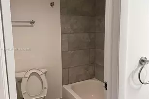 6301 N Fall Circle Dr, Lauderhill, FL 33319 - Photo 26