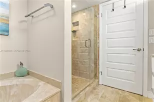 7400 Radice Ct, Lauderhill, FL 33319 - Photo 26