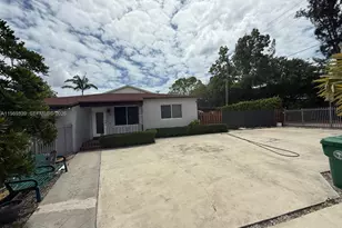 2893 SW 32nd Ct, Coconut Grove, FL 33133 - Photo 1