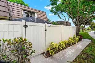 7114 71st Way, West Palm Beach, FL 33407 - Photo 4