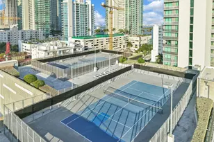 460 NE 28th St, Miami, FL 33137 - Photo 44