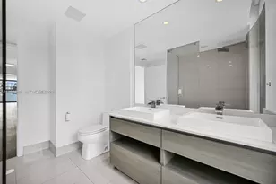 460 NE 28th St, Miami, FL 33137 - Photo 20