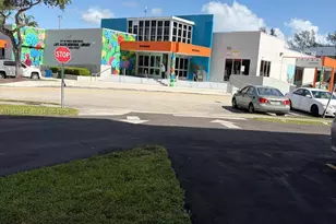 16410 Miami Dr, North Miami Beach, FL 33162 - Photo 6