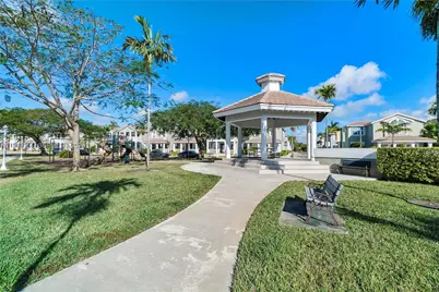 10557 NW 57th Ct, Coral Springs, FL 33076 - Photo 32
