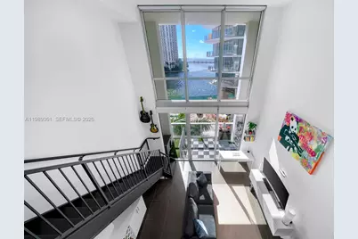 300 S Biscayne Blvd #L-410, Miami, FL 33131 - Photo 14