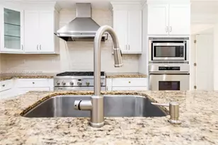 4160 Bay Point Rd, Miami, FL 33137 - Photo 18