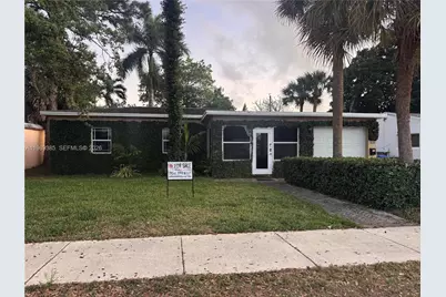 820 SW 26th St, Fort Lauderdale, FL 33315 - Photo 1