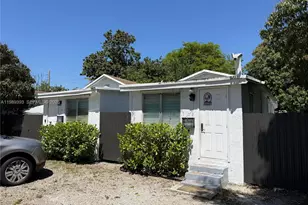 10601 SW 173rd St, Miami, FL 33157 - Photo 2