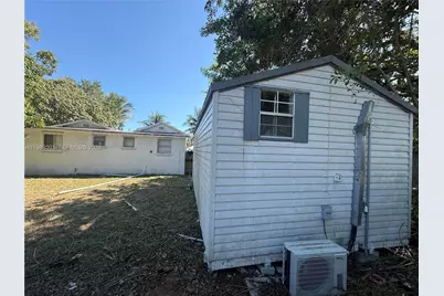 10601 SW 173rd St, Miami, FL 33157 - Photo 20