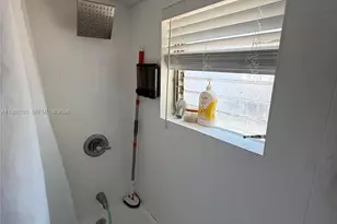 10601 SW 173rd St, Miami, FL 33157 - Photo 12