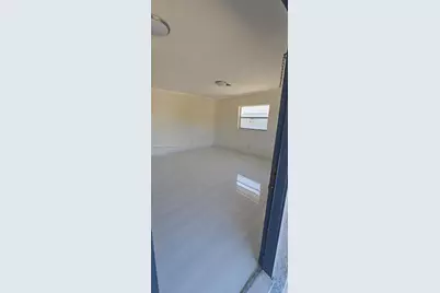 338 SW 8th Ave SW #., Vero Beach, FL 32962 - Photo 8