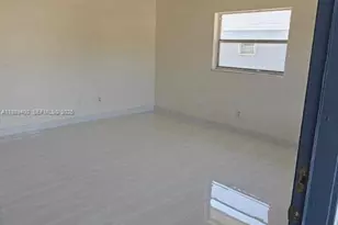 338 SW 8th Ave SW, Vero Beach, FL 32962 - Photo 8