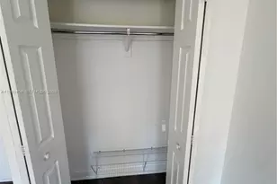 5199 NW 7th St, Miami, FL 33126 - Photo 8