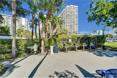 2500 Parkview Dr #808, Hallandale Beach, FL 33009 - Photo 22