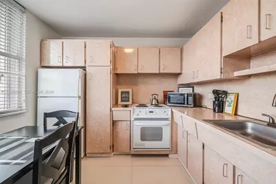 3 Island Ave #14A, Miami Beach, FL 33139 - Photo 28