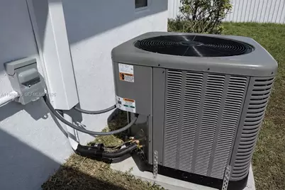 2450 NW 157th St Rd, Miami Gardens, FL 33054 - Photo 16