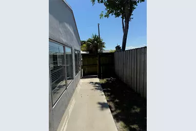 2533 Wiley St, Hollywood, FL 33020 - Photo 36