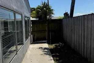 2533 Wiley St, Hollywood, FL 33020 - Photo 36