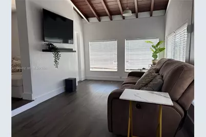 2533 Wiley St, Hollywood, FL 33020 - Photo 6