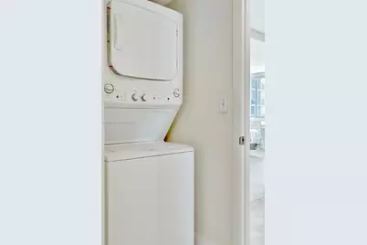 7135 Collins Ave #1105, Miami Beach, FL 33141 - Photo 18