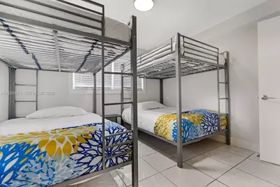 38 Miami Gardens Rd, West Park, FL 33023 - Photo 16