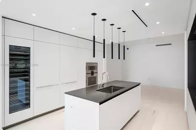 300 Biscayne Boulevard Way #1904C, Miami, FL 33131 - Photo 14