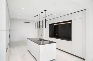 300 Biscayne Blvd Way, Miami, FL 33131 - Photo 10