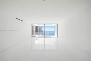 300 Biscayne Blvd Way, Miami, FL 33131 - Photo 16