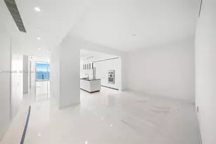 300 Biscayne Blvd Way, Miami, FL 33131 - Photo 22