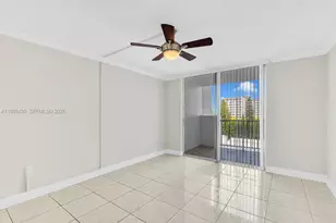 2750 NE 183rd St, Aventura, FL 33160 - Photo 16