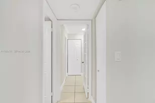 2750 NE 183rd St, Aventura, FL 33160 - Photo 12