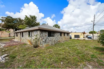 1178 NW 41st Ter, Lauderhill, FL 33313 - Photo 24