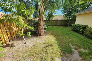 11806 SW 102nd St, Miami, FL 33186 - Photo 20