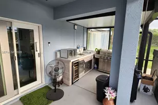 2271 SW Arlington Dr SW, Vero Beach, FL 32968 - Photo 14