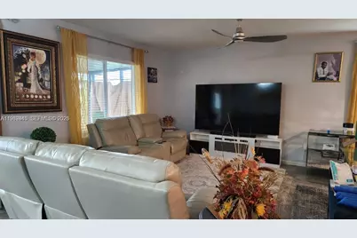 2271 SW Arlington Dr SW #2271, Vero Beach, FL 32968 - Photo 10