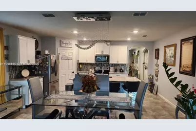 2271 SW Arlington Dr SW #2271, Vero Beach, FL 32968 - Photo 6