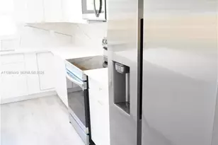 563 Presque Isle Dr, Port Charlotte, FL 33954 - Photo 46