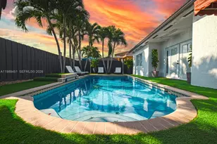 10254 SW 227th St, Cutler Bay, FL 33190 - Photo 2