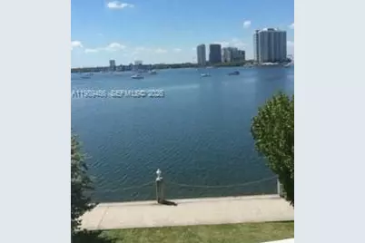 3000 Marcos Dr #P312, Aventura, FL 33160 - Photo 4