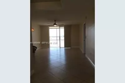 3000 Marcos Dr #P312, Aventura, FL 33160 - Photo 18